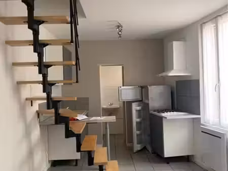 à louer t3 en duplex vichy 400+30