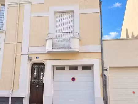 vichy – appartement t2 meublé de 24 m² avec petit balcon  garage et cave –