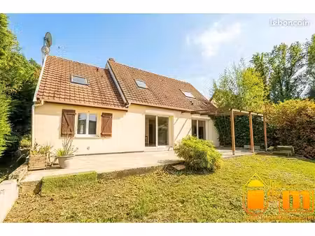 pavillon 5 pièces 123 m²