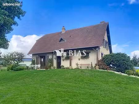 maison 7 pièces 137 m²
