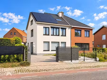 maison familiale économe en énergie  4 ch.  garage et jardin