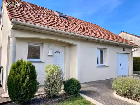 maison climatisée 4 pièces avec piscine thaon-les-vosges 80m²