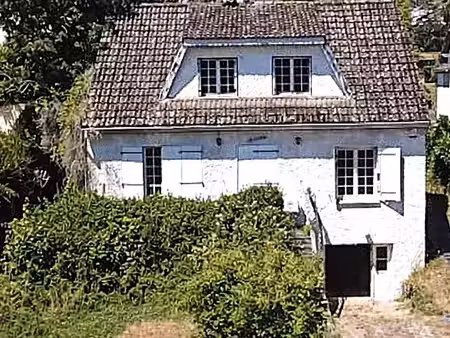 exclusivité grand potentiel pour cette maison familiale (4 chambres) sur sous-sol total et