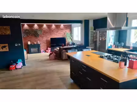 maison familiale - jardin - proche commodités - 5 chambres possibles
