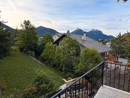 t3 avec balcon  proche centre-ville