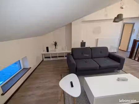 loue en meublé bel appartement lumineux t4 duplex de 100m2 / 80m2 carrez centre ville refa