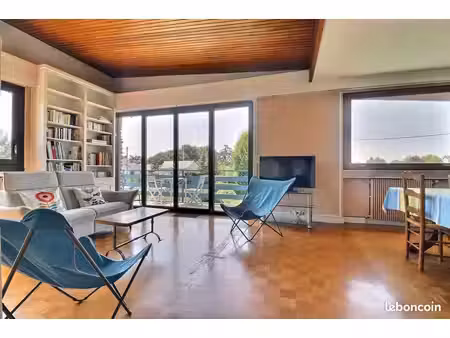maison 7 pièces 135 m²