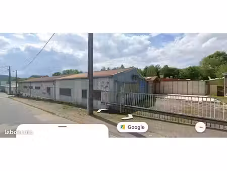entrepôt (ancienne usine sur deux niveaux) par lot vendre ou à louer