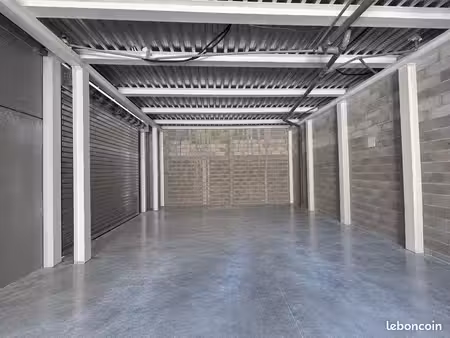 local commercial 110m2
