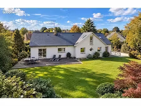 maison 8 pièces 185 m²