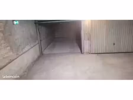 garage à louer