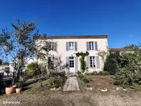 maison de charme 1800 de maitre