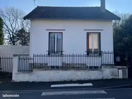 charmante  maison familiale à ris-orangis