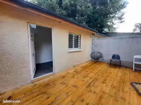 appartement 1 pièce 14 m²