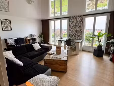 appartement à louer 82m2
