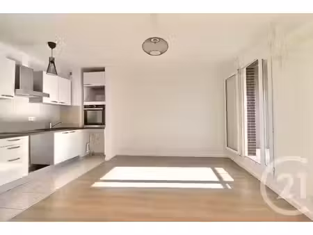appartement f2 à louer - 2 pièces - 40 80 m2 - tremblay en france - 93 - ile-de-france
