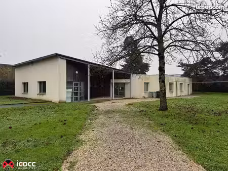 local commercial 320 m²