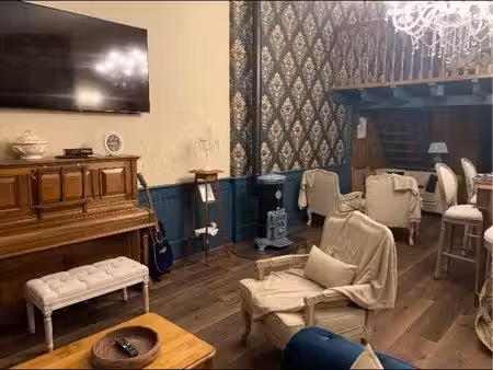 à vendre – local commercial de caractère avec terrasse – saint-jean-de-monts