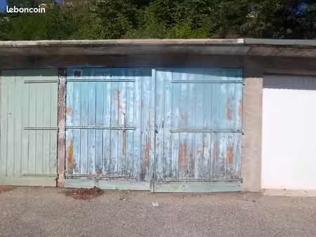 box garage