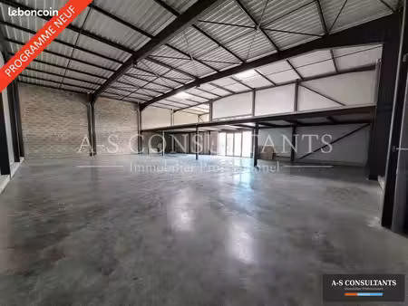local commercial 868 m² davezieux