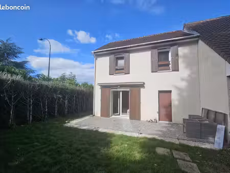 maison 4 pièces 80 m²