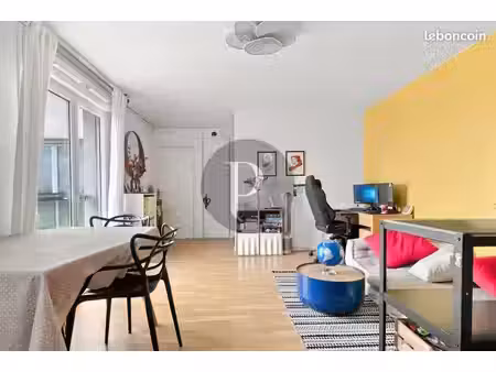 appartement 3 pièces 56 m²