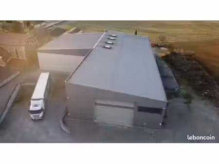 location bâtiment industriel