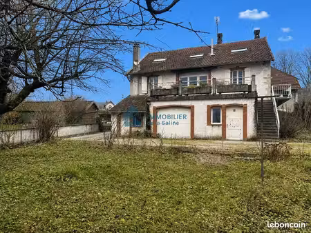 maison 11 pièces 212 m²