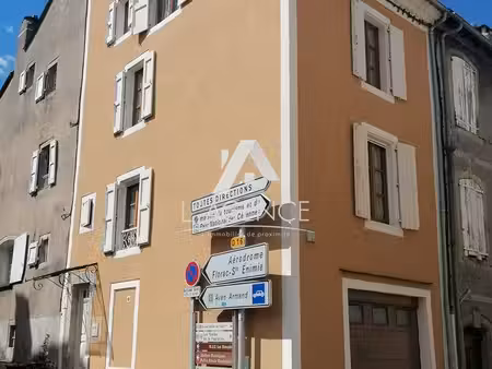 maison de village 4 pièces 70 m²