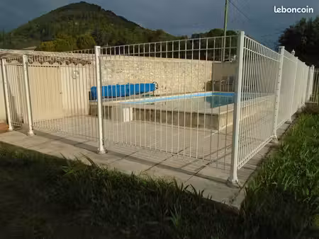 villa sur 8700 m²