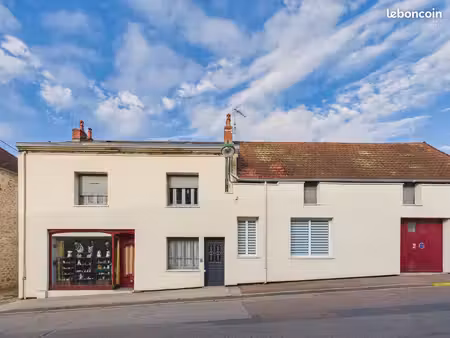 maison de ville 7 pièces 153 m²