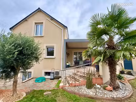 maison 6 pièces 135 m²