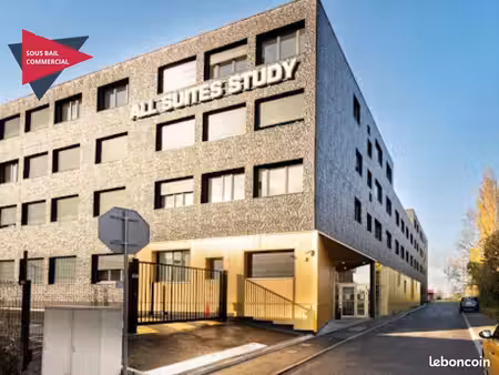 studio 1 pièce 25 m²