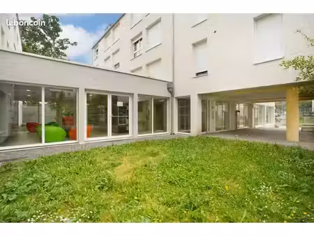 studio 1 pièce 18 m²
