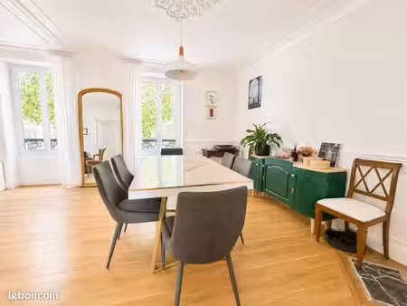 appartement triangle d’or avenue albert ier – 3 pièces de 67 m² + box