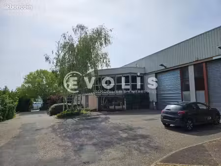 local d'activité 520 m²