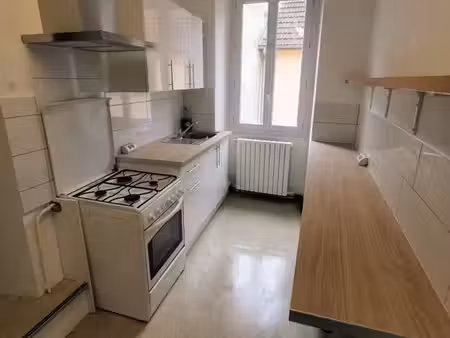 appartement t2  non meublé  jardin  centre ville