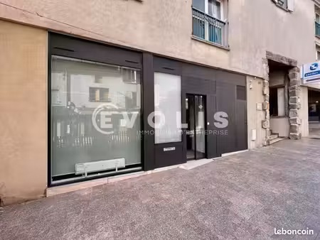 local commercial 210 m²