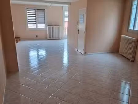 a louer maison cournon