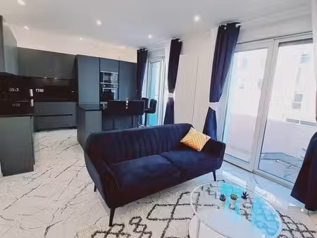 t3 meublé rénové – 74 m² – gare annemasse à 500 m – balcon