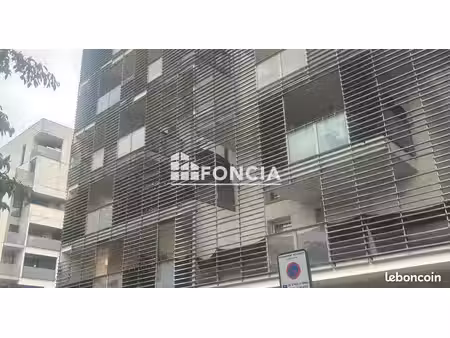 gennevilliers – quartier chandon : t2 de 44 m² avec balcon  résidence de 2014