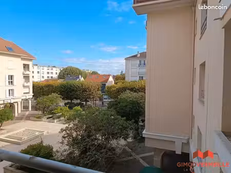 studio 1 pièce 31 m²