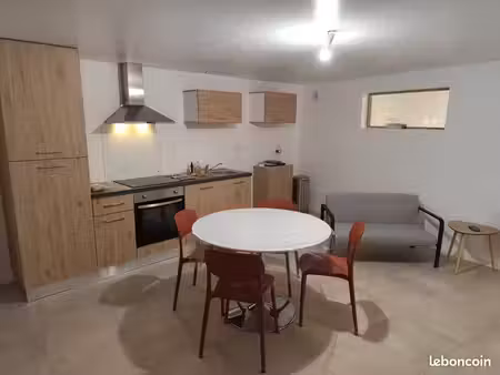 t3 meublé 54 m2+ cave + terrasse en rez de jardin  neuf - – proche hôpital -guéret