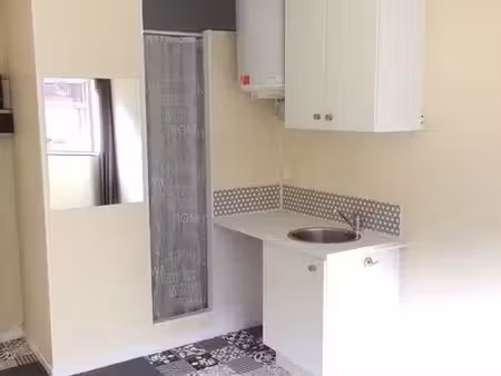 studio 1 pièce 14 m²