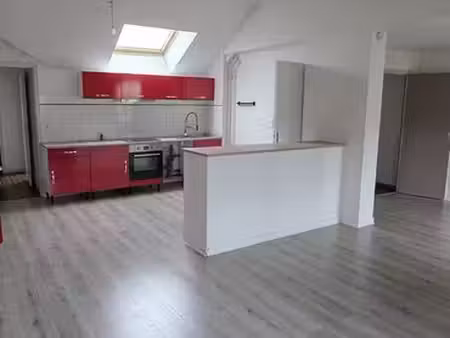 appartement t3 lumineux et rénové  hyper centre rethel