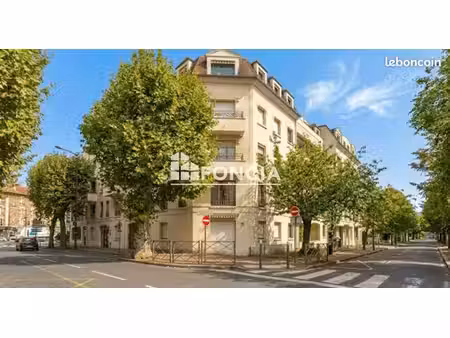 beau 4 pièces en centre ville d'antony + un emplacement de parking et une cave