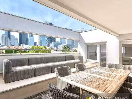 appartement 5 pièces 142 m²