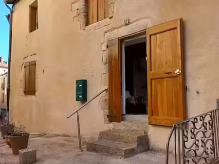 location meublée appartement 2 pièces 24 m² à langogne (48300)  370 €