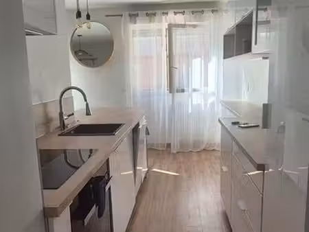 location appartement meublé 53m2 clichy avec parking