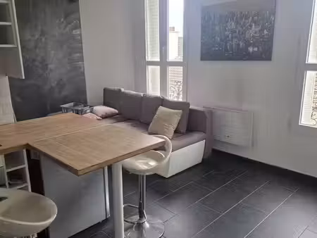 location appartement courbevoie - 21.62 m²